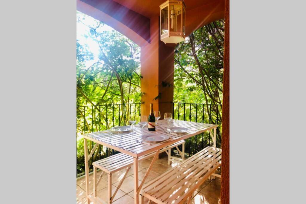Appartement Puente Bright Terrace, Pool & Garden View