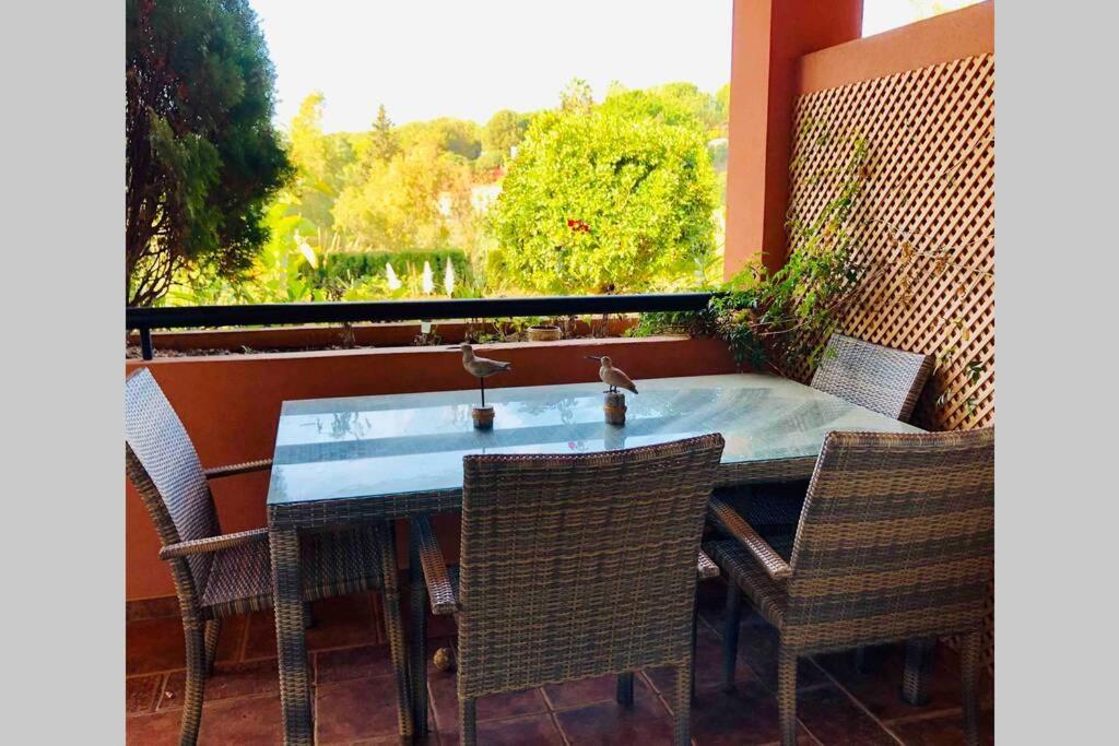 Puente Bright Terrace, Pool & Garden View Marbella