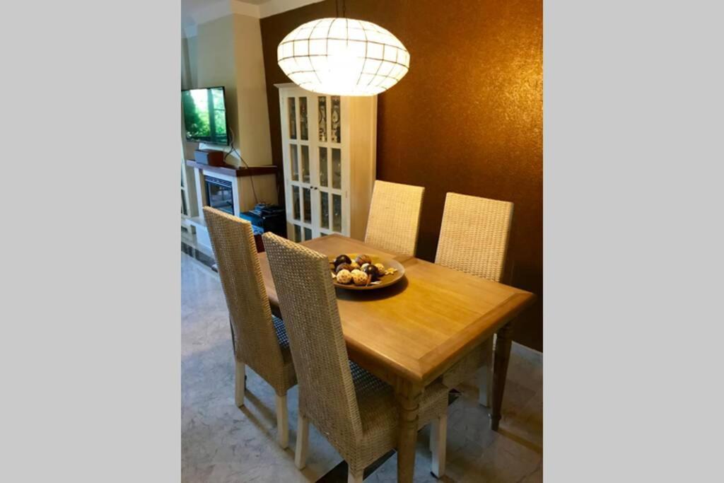Appartement Puente Bright Terrace, Pool & Garden View